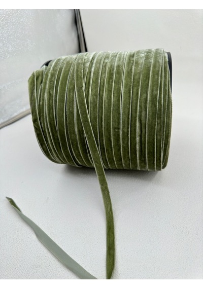 Paşateks- 1 Cm Düz Kadife-5 Metre -u.yeşil