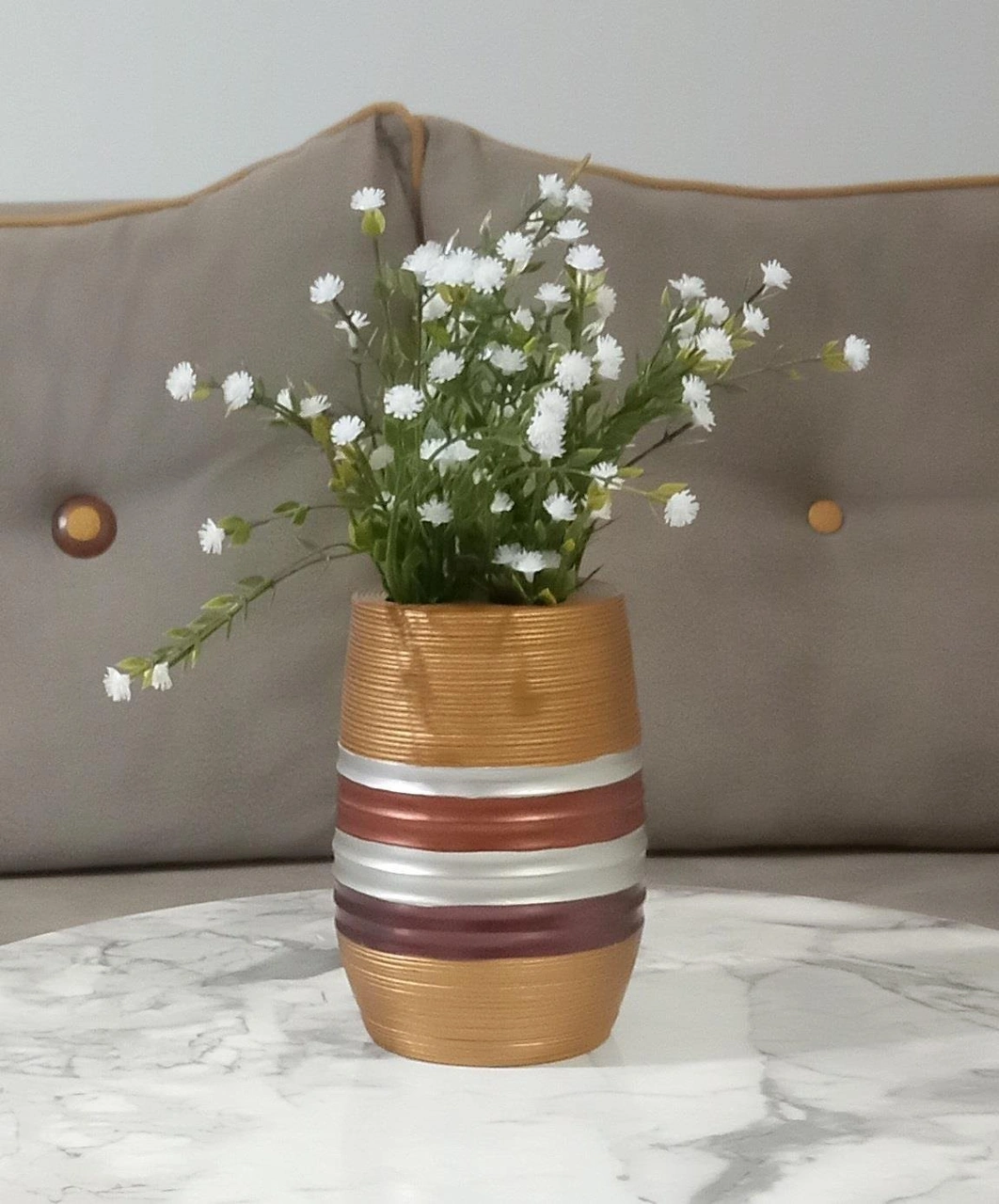 2 Adet Vazo Dahil,vazoda Çiçek,beyaz Yapay Çiçek,vazo Dekoratif Metalik Kahve Poliresin 6x6x17cm Çok Renkli
