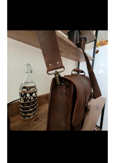Nyc Giyim Tekstil Hakiki Dana Derisi El Dikişli Deri Evrak Çantası, Omuz Askılı, Çok Gözlü, 35x26x9 Cm, Laptop Ve Tablet İçin İdeal,siyah,kahve,taba Carzy Renk Seçenekleriyle, Kahverengi Nyc Giyim Tekstil Hakiki Dana Derisi El Dikişli Deri Evrak Çantası, Omuz Askılı, Çok Gözlü, 35x26x9 Cm, Laptop Ve Tablet İçin İdeal,siyah,kahve,taba Carzy Renk Seçenekleriyle, Kahverengi