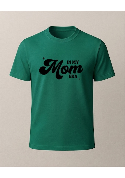 In My Mom Era. Baskılı Anne T-shirtü Yeşil