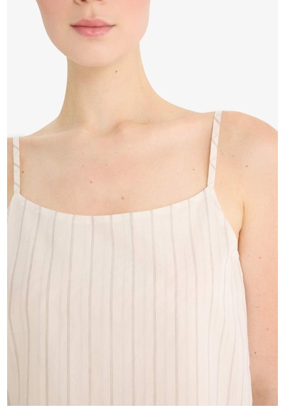 DeFacto Regular Fit Kare Yaka Çizgili Modal Askılı Bluz F0397AX25SPBG284
