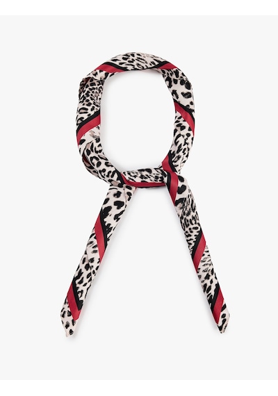 Koton Kontrast Biye Detaylı Leopar Desenli Saten Kare Fular Bandana Kahverengi 7wak50226aa Kahve