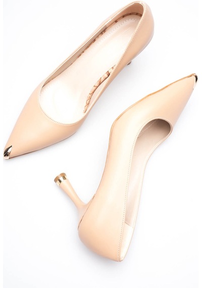 Esatsani Nude Krem Cilt Deri Gold Burunluk Detaylı Sivri Burun 8 Cm Topuk More Stiletto Kadın Ayakkabı Bej Cilt Esatsani Nude Krem Cilt Deri Gold Burunluk Detaylı Sivri Burun 8 Cm Topuk More Stiletto Kadın Ayakkabı Bej Cilt