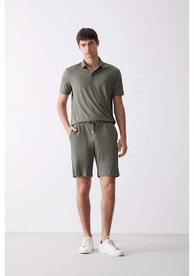 DeFacto Slim Fit Dar Kesim Polo Yaka Dokulu Kısa Kollu Krinkıl Tişört E1222AX25SMKH401 DeFacto Slim Fit Dar Kesim Polo Yaka Dokulu Kısa Kollu Krinkıl Tişört E1222AX25SMKH401