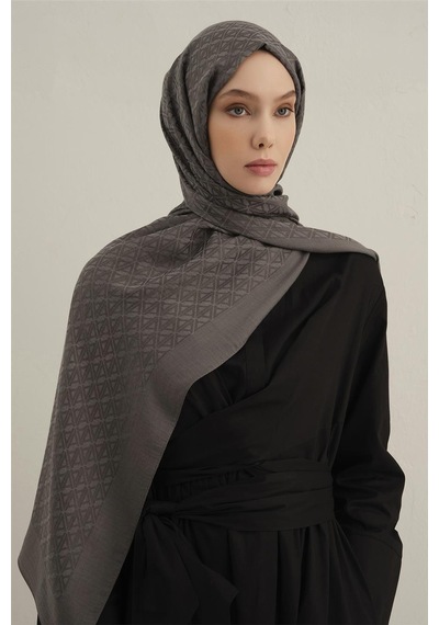 Armine Lyocell Naia Üçgen Monogram Şal 5 18 Füme