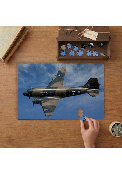 Askeri Uçak Tasarımı 240 Parça Ahşap Puzzle Ahşap Kutuda Mpy10079