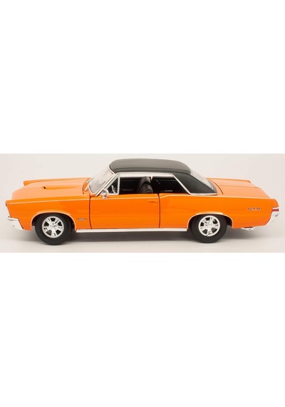 1/18 1965 Pontiac Gto