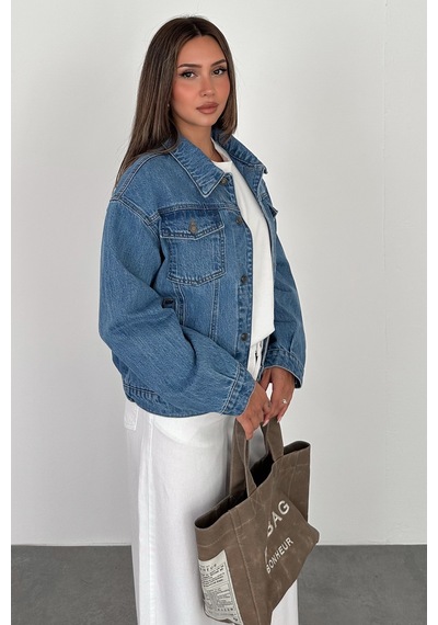Kadın Açık Mavi Yıkamalı Oversize Beli Lastikli Düğmeli Kot Ceket 2 Beden Küçük Alın Lara-5011