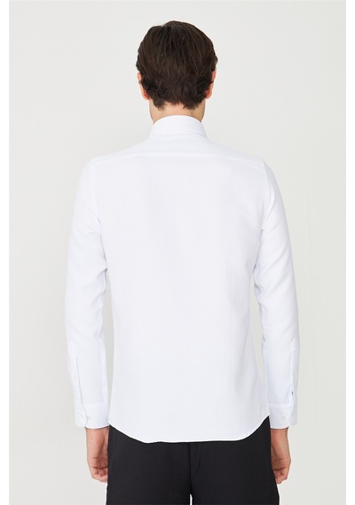 Beyaz Düğmeli Yaka Uzun Kollu Gömlek Slim Fit Beyaz