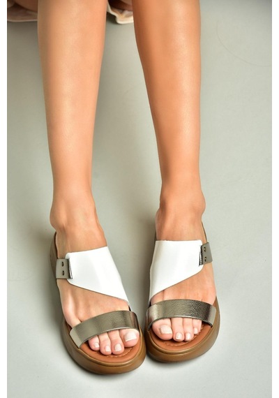 Fox Shoes S291059703 Beyaz/platin Hakiki Deri Kalın Tabanlı Kadın Terlik Beyaz/platin-hakiki Deri Çok Renkli