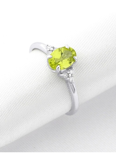 Peridot Oval Tektaş Pırlanta Yüzük Beyaz
