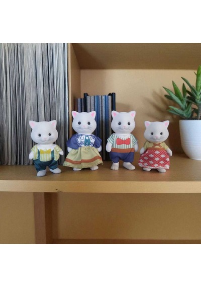 Happy Family Kedi Ailesi 4'lü Figür Seti