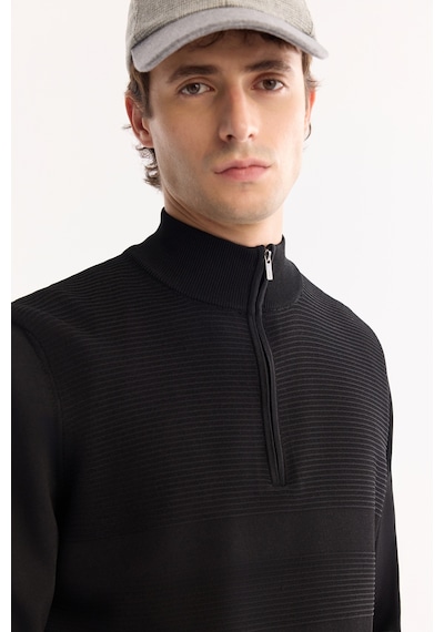 Avva Erkek Siyah Dik Yaka Fermuarlı Rayon Tüylenmeyen Triko Regular Fit Kazak A52y5021
