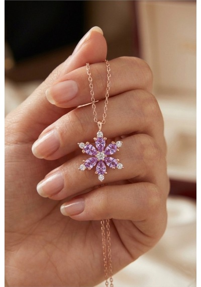 Çekirdekjewelry 925 Ayar Gümüş Lila Taşlı Kamelya Çiçeği Kolye Pembe