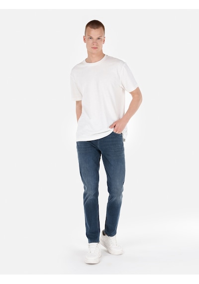 Colin's Colins 067 Jack Normal Kesim Orta Bel Dar Paça Koyu Mavi Erkek Jean Pantolon Cl1069500 Denim Colin's Colins 067 Jack Normal Kesim Orta Bel Dar Paça Koyu Mavi Erkek Jean Pantolon Cl1069500 Denim