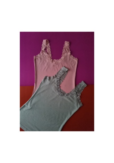 Demirsa Boutique Dantel Detaylı Modal Kumaş Askılı Yeşil Ve Pudra 2'li Kadın Atlet Yeşil-pembe1 Demirsa Boutique Dantel Detaylı Modal Kumaş Askılı Yeşil Ve Pudra 2'li Kadın Atlet Yeşil-pembe1