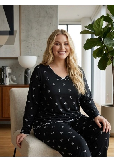 Büyük Beden Yumuşak Tuşeli Uzun Kol Likralı Pijama Takımı 8708 Siyah Gri Büyük Beden Yumuşak Tuşeli Uzun Kol Likralı Pijama Takımı 8708 Siyah Gri