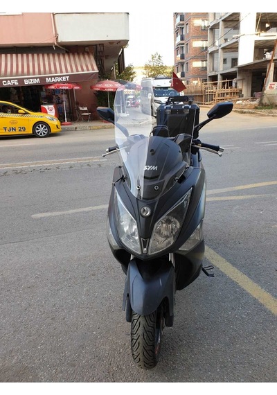 Motocam Sym Joymax 250 İ Ön Cam 2013-2016 Model 75cm Şeffaf Renkli 4mm Uzun