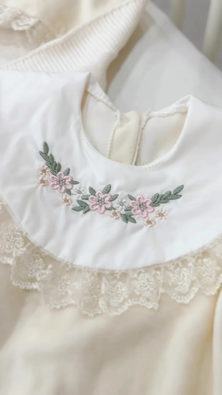 Momercy Flower Love Kadife Çiçek Nakışlı Kız Bebek Hastane Çıkışı Beşli Set - Krem Ekru