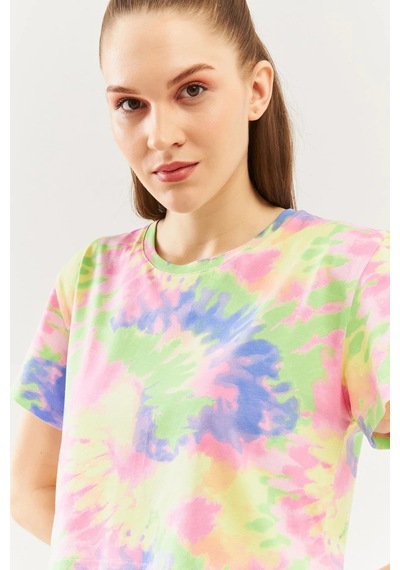 Kadın Oversize Rahat %100 Pamuklu Penye Bisiklet Yaka Kısa Kol Basic Crop T-shirt Batik Gökkuşağı