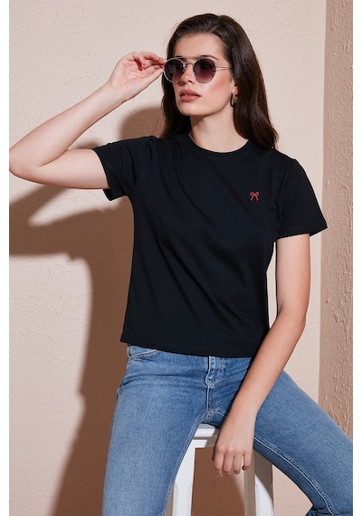 Lela Pamuklu Slim Fit Bisiklet Yaka Minimal Işleme Detaylı Bayan T Shirt 5866398 Siyah