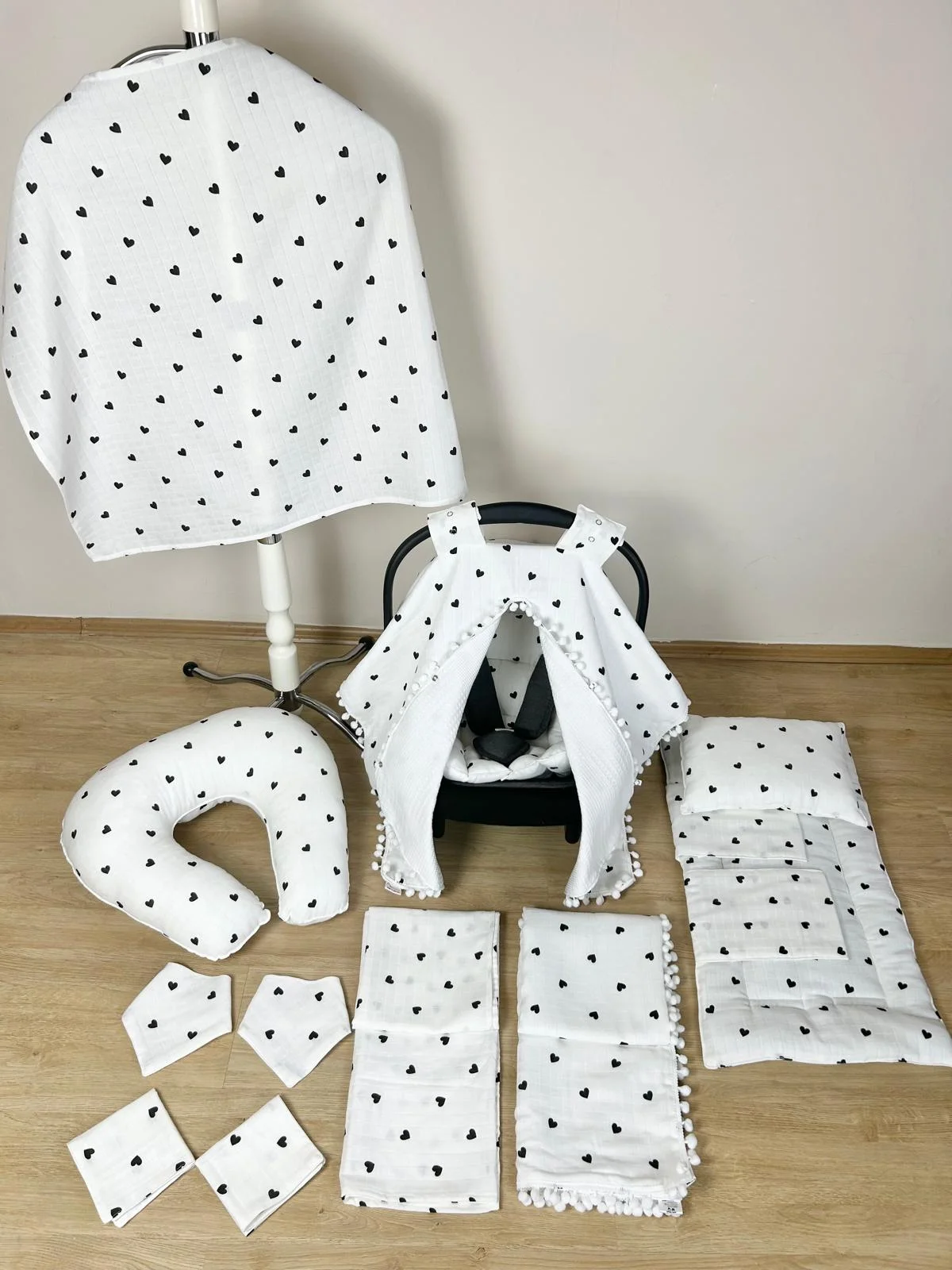 %100 Pamuk 12 Parça Çift Taraflı Muslin Set&siyah Kalp