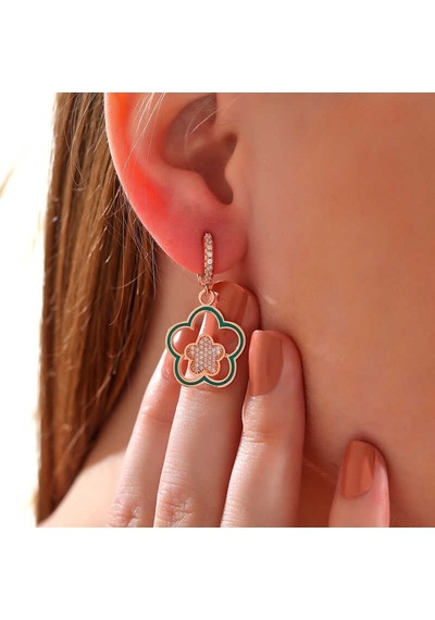 Gümüş Rose Sallantılı Çiçek Desenli Kadın Küpe 67968165