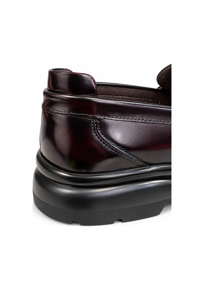Komçero 4015 Hakiki Deri Kalın Taban Aksesuarlı Loafer Ayakkabı Bordo Açma Rugan Çok Renkli Komçero 4015 Hakiki Deri Kalın Taban Aksesuarlı Loafer Ayakkabı Bordo Açma Rugan Çok Renkli