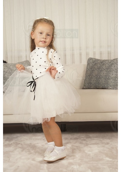 Kız Bebek-çocuk Uzun Kollu Doğum Günü Ve Özel Günler İçin Kalpli Tüllü Astarlı Elbise Beyaz Kız Bebek-çocuk Uzun Kollu Doğum Günü Ve Özel Günler İçin Kalpli Tüllü Astarlı Elbise Beyaz