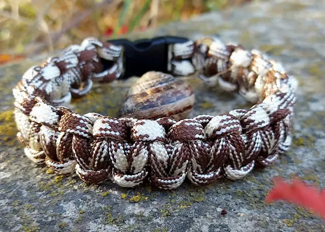 Kahverengi Kamuflaj Paracord Bileklik Çok Renkli