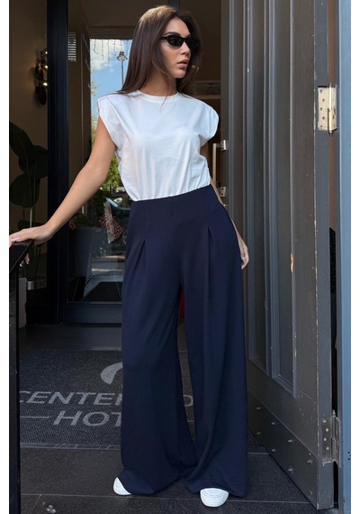 Madmext Lacivert Rahat Kesim Pileli Pantolon Mg2709