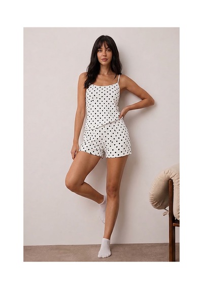 Fit Women Kadın Rahat Puantiyeli Şortlu Beyaz Pijama Takımı