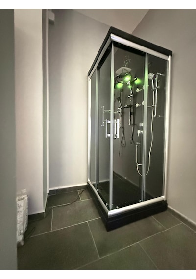 90x90 Kare Duş Üstü Siyah Kompakt Sistem Yerli Üretim