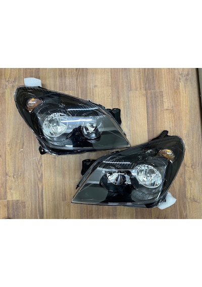 Opel Astra H Siyah Zemin Ön Sağ Sol Far Lambası Set 2004