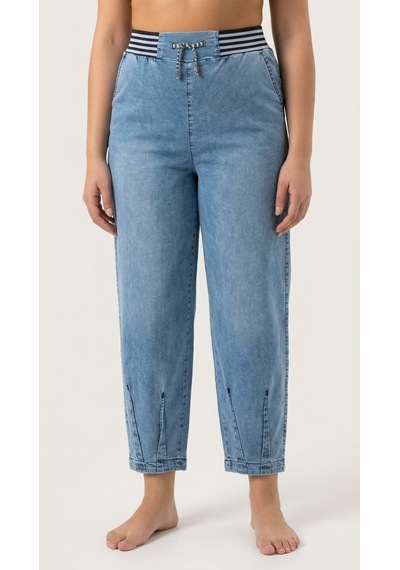 Zanessi Fashıon Büyük Beden Beli Lastikli Cepli Likralı Denim Mom Kesim Kadın Pantolon Beyaz Zanessi Fashıon Büyük Beden Beli Lastikli Cepli Likralı Denim Mom Kesim Kadın Pantolon Beyaz