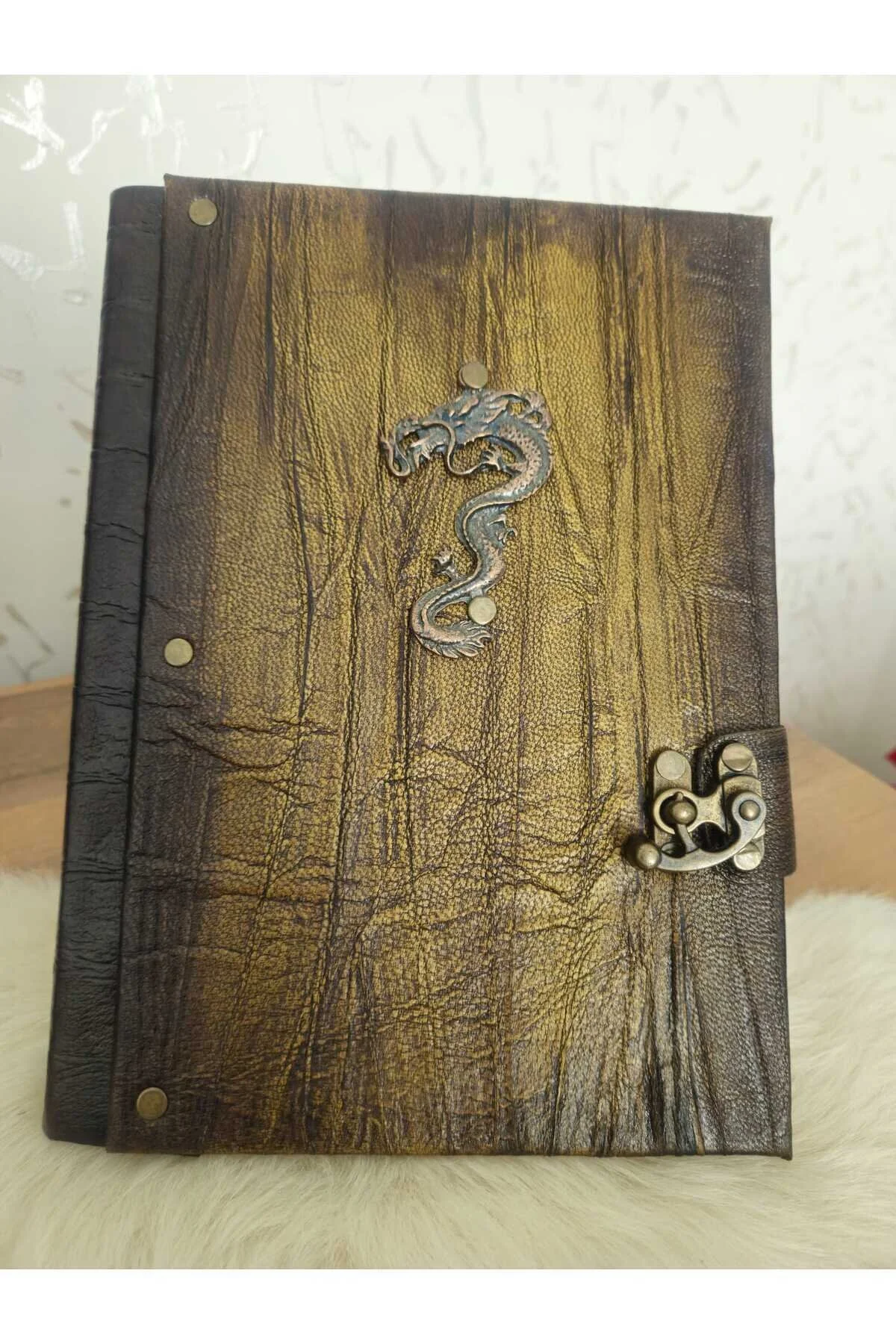 Dragon Hakiki Deri Italyan Baskili Özel Ejderha Desen El Yapımı Defter Açık Kahverengi
