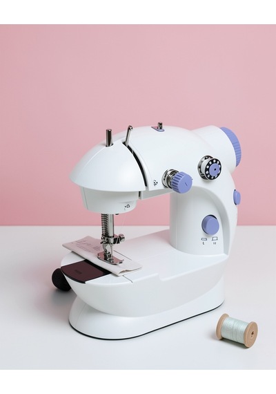 Elektrikli Mini Dikiş Makinesi Ev Yardımcısı Pratik 0