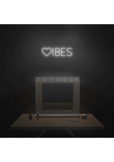 Vibes Yazılı Ve Şekilli Neon Tabela Beyaz
