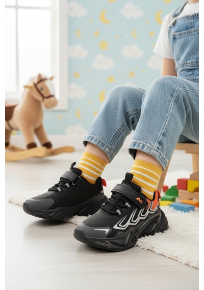 Marcokids Siyah Cırtlı Hafif Erkek Çocuk Spor Ayakkabı 161-t5440210 P Siyah