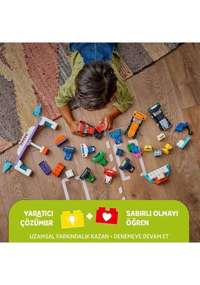 LEGO® DUPLO® Kasabası F1® Takımı Yarış Arabaları ve Sürücüler 10445 - 2 Yaş ve Üzeri Küçük Çocuklar İçin Eğitici Oyuncak Yapım Seti (70P)