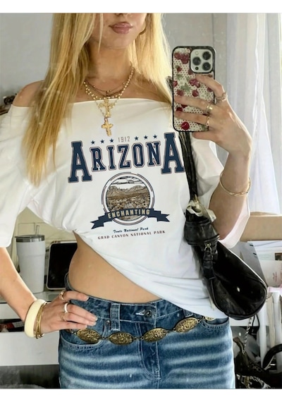 Startmore Startmore Beyaz Kadın Düşük Omuz Kayık Yaka Arizona Baskılı Beyaz