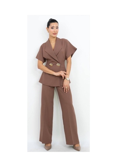 Dorne Moda Düğme Detaylı Geniş Paça Takım - Düğün - Mezuniyet - Ofis Şıklığı Kahverengi Kahverengi Dorne Moda Düğme Detaylı Geniş Paça Takım - Düğün - Mezuniyet - Ofis Şıklığı Kahverengi Kahverengi