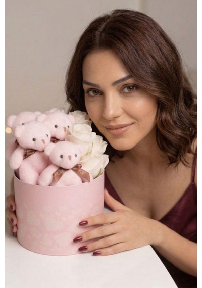 Premium Peluş Ayıcık & Özel Kumaş Beyaz Gül Buketi Sevgiliye, Kıza, Arkadaşa Hediye