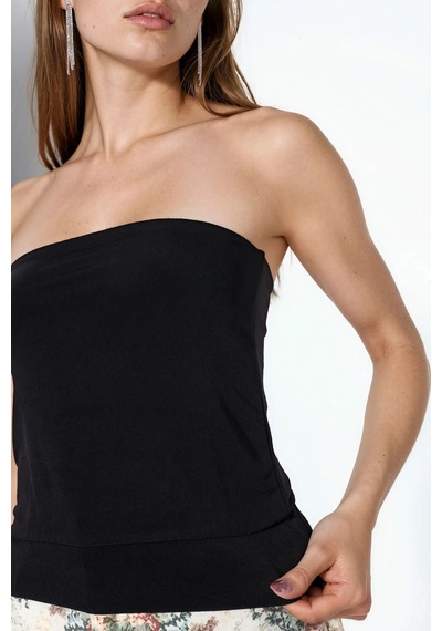 Hiccup Busem Askısız Örme Crop Top Siyah