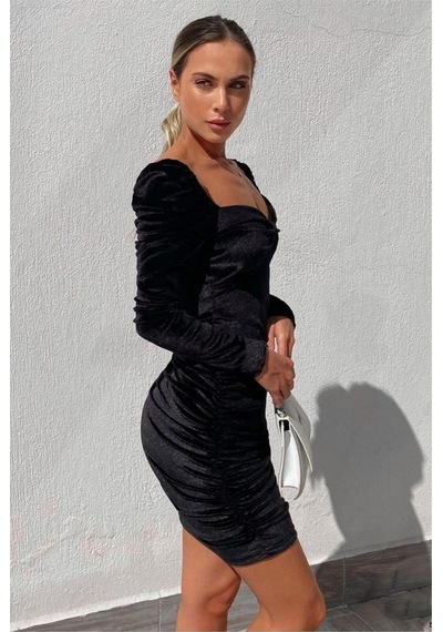 DefyModa Kadın Şık Kadife Kumaş Kalp Yaka Büzgülü Abiye Elbise Siyah