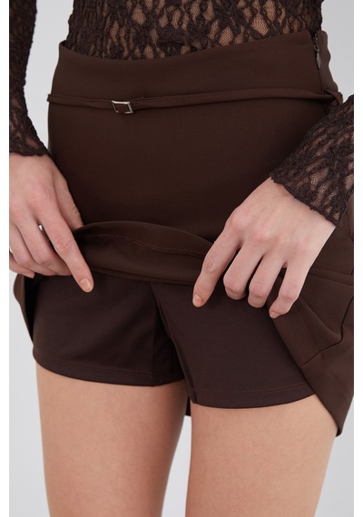 Fullamoda Kemerli Yanı Fermuarlı Mini Boy Şort Etek Kahve