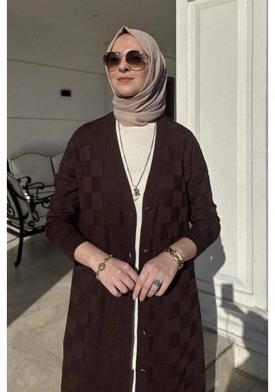 Rabia Şamlı Dama Desenli Triko Hırka Acı Kahve Normal