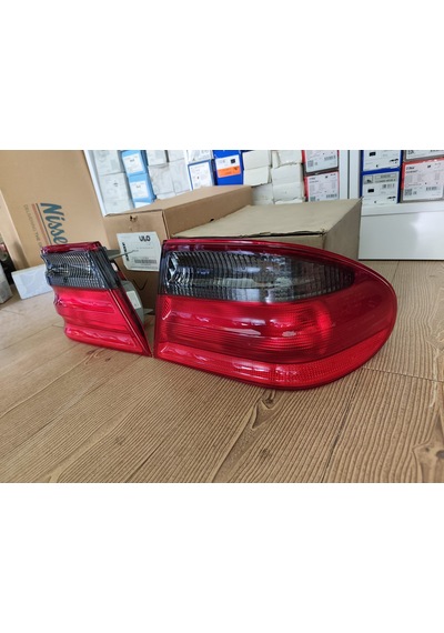 Mercedes W210 Dış Stop Takımı Ulo A2108208264 A2108208164 Dış Stop Takımı