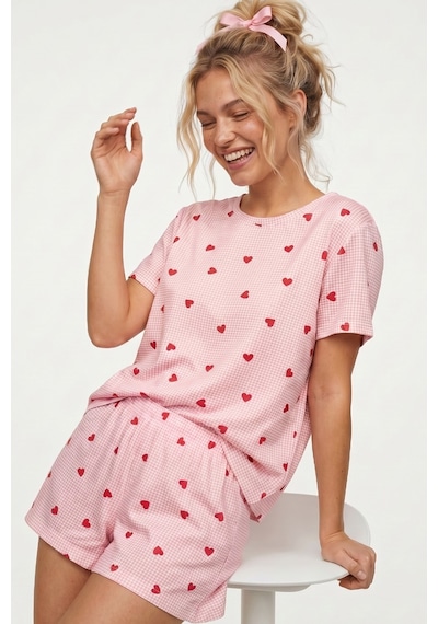 Siyah İnci İnce Soft Örme Mevsimlik Şortlu Pijama Takımı 8045 Pembe Ekose Kalp Siyah İnci İnce Soft Örme Mevsimlik Şortlu Pijama Takımı 8045 Pembe Ekose Kalp