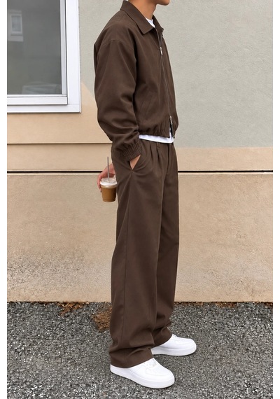 Erkek Oversize Çift Fermuarlı Ceket Ve Baggy Pantolon Alt Üst Takım Kahverengi Erkek Oversize Çift Fermuarlı Ceket Ve Baggy Pantolon Alt Üst Takım Kahverengi